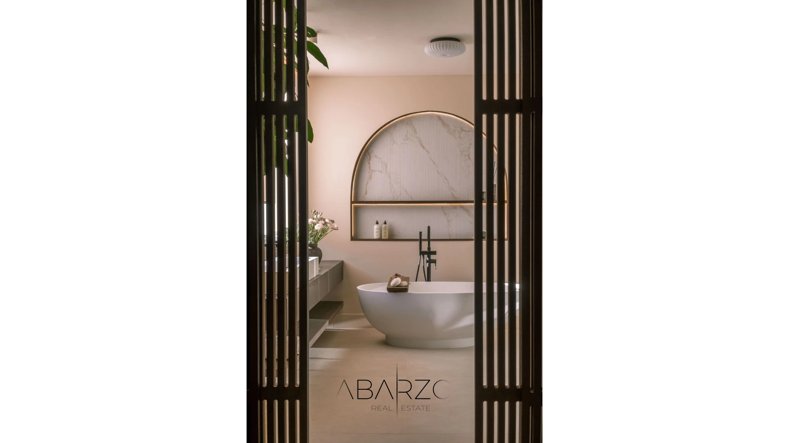 Stunning Villa in Nueva Andalucía with Private Garden, Pool, and Smart Home — interior, Nueva Andalucía, Marbella (34 of 38)