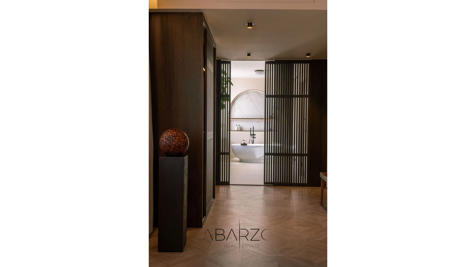 Stunning Villa in Nueva Andalucía with Private Garden, Pool, and Smart Home — interior, Nueva Andalucía, Marbella (33 of 38)