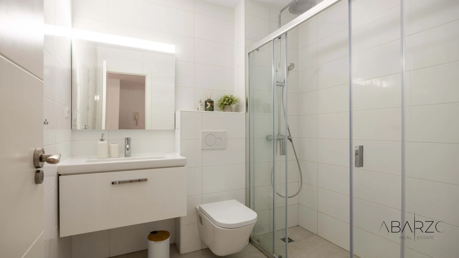 Three-Bedroom Apartment in Nueva Andalucía with La Concha Views and Pools — interior, Nueva Andalucía, Marbella (14 of 25)