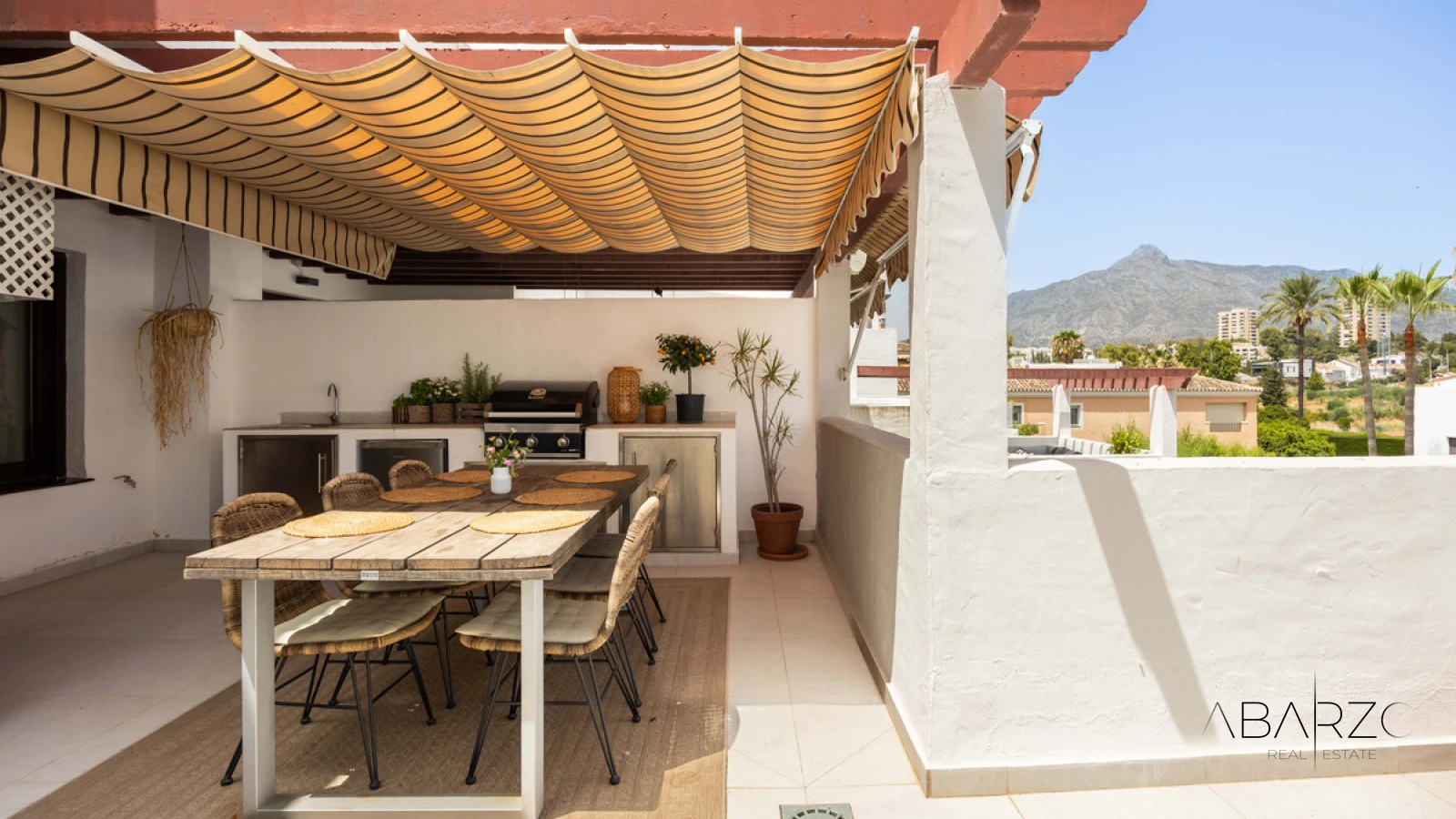 Three-Bedroom Apartment in Nueva Andalucía with La Concha Views and Pools — interior, Nueva Andalucía, Marbella (17 of 25)