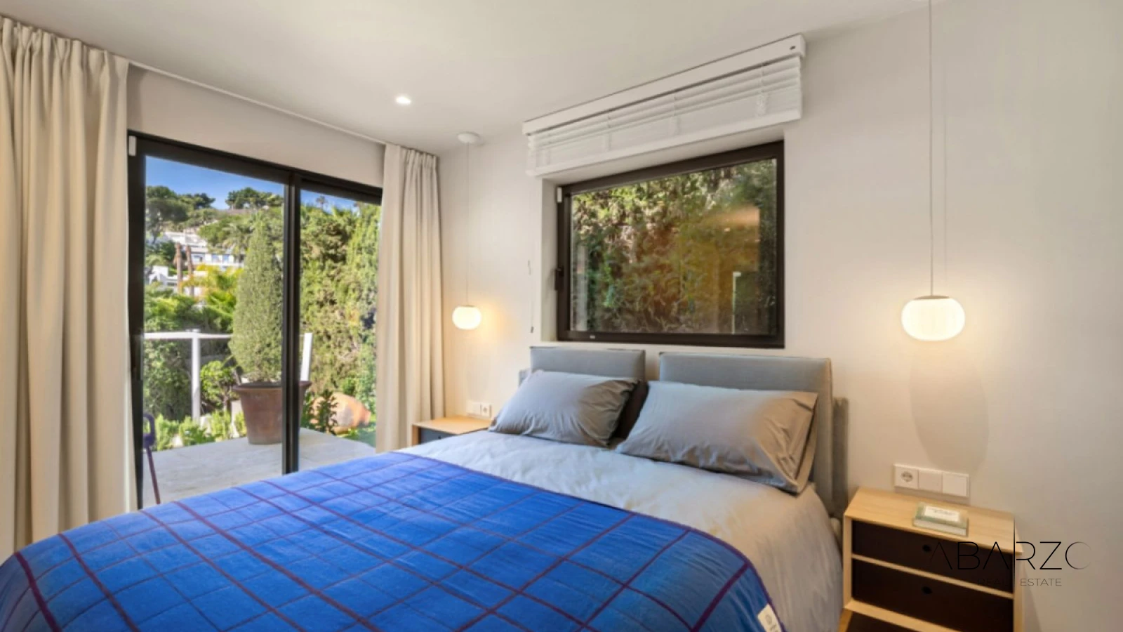 Mediterranean-style villa in Nueva Andalucía with private pool and garden privacy — interior, Nueva Andalucía, Marbella (11 of 11)