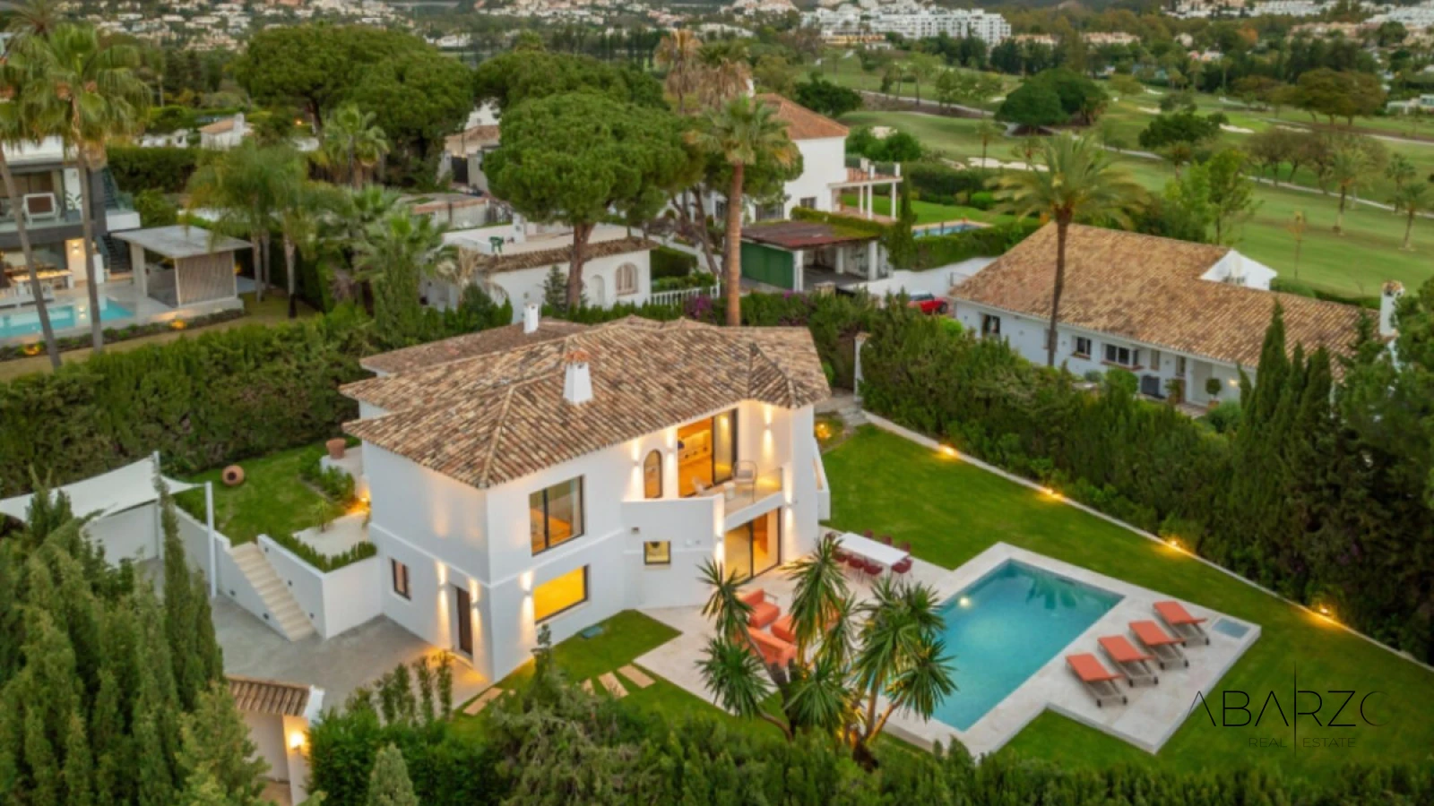 Mediterranean-style villa in Nueva Andalucía with private pool and garden privacy — interior, Nueva Andalucía, Marbella (3 of 11)