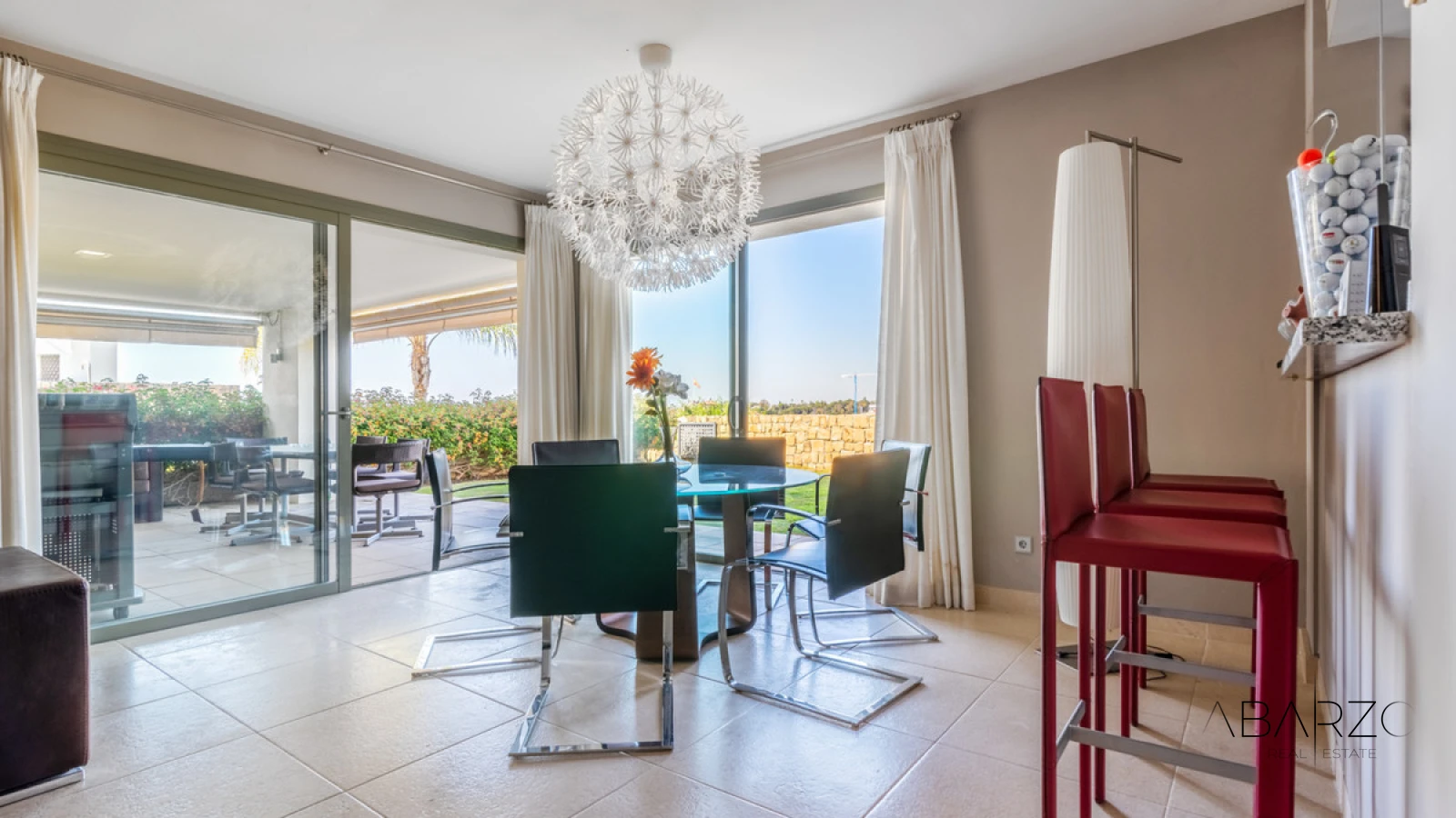 Stylish Garden Apartment in Los Flamingos with Golf Course and Sea Views — interior, Los Flamingos, Benahavís (10 of 22)