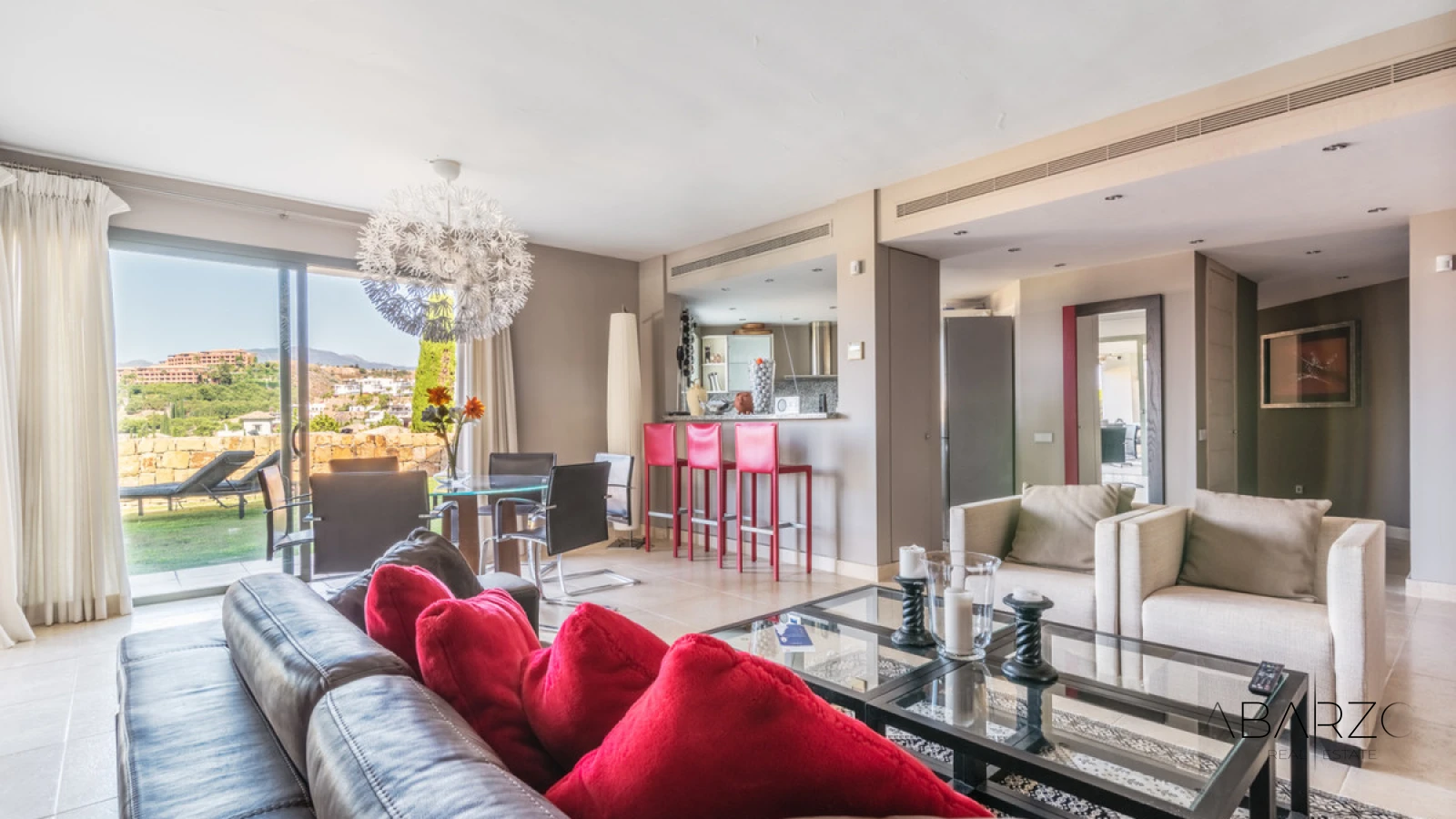 Stylish Garden Apartment in Los Flamingos with Golf Course and Sea Views — interior, Los Flamingos, Benahavís (11 of 22)
