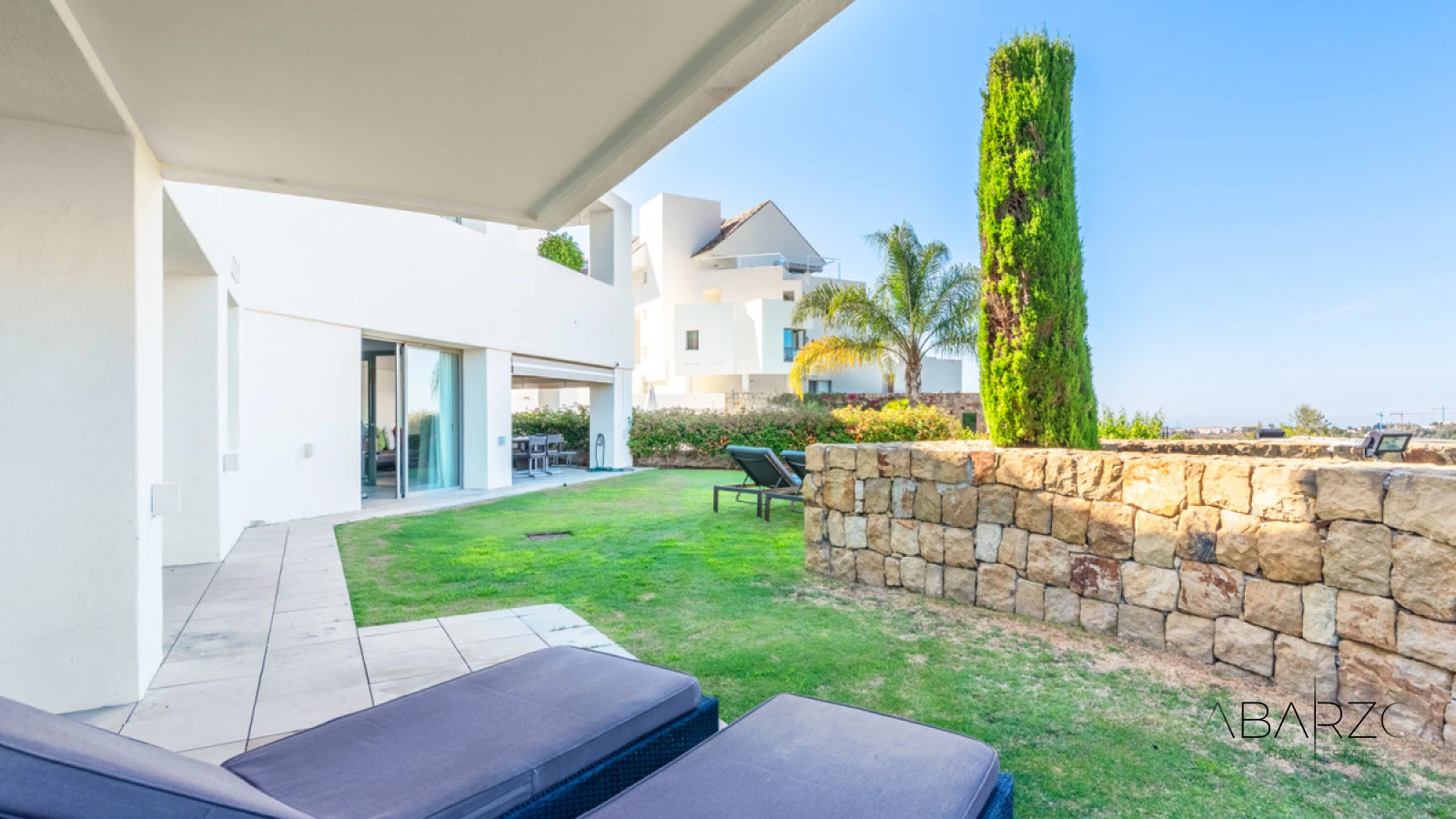 Stylish Garden Apartment in Los Flamingos with Golf Course and Sea Views — interior, Los Flamingos, Benahavís (5 of 22)