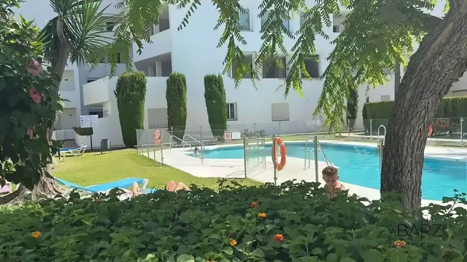 Renovation Project Apartment in Jardines de Andalucía, Nueva Andalucía, Marbella — luxury property for sale in Nueva Andalucía, Marbella