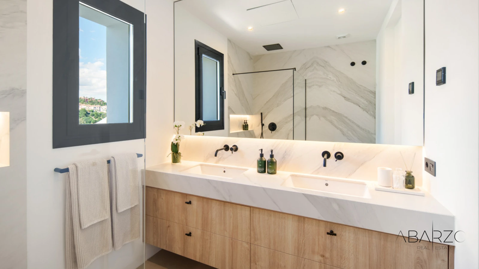 Luxury Contemporary Villa with Panoramic Sea Views in Benahavís Hills — interior, La Heredia, Benahavís (18 of 35)