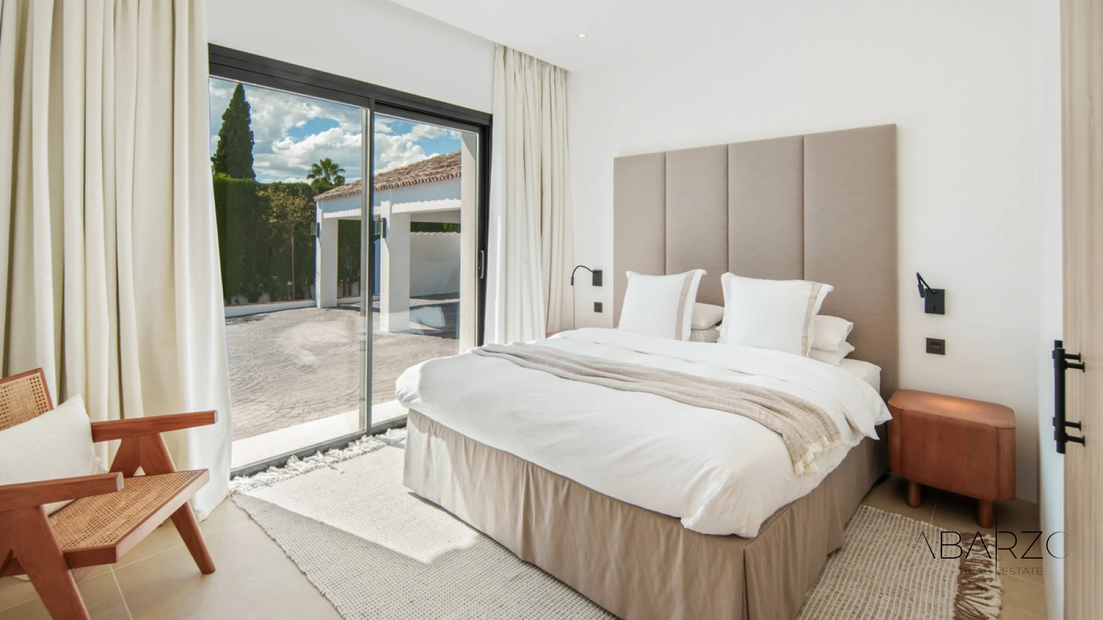 Luxury Contemporary Villa with Panoramic Sea Views in Benahavís Hills — interior, La Heredia, Benahavís (25 of 35)