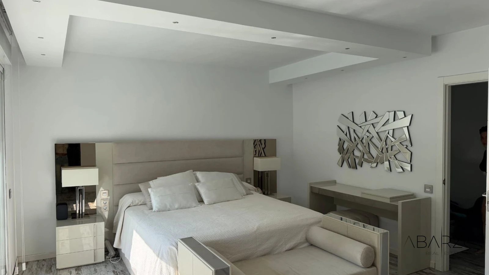 Renovated Semi-Detached House with Private Heated Pool next to Puerto Banús, Nueva Andalucía — interior, Nueva Andalucía, Marbella (24 of 40)