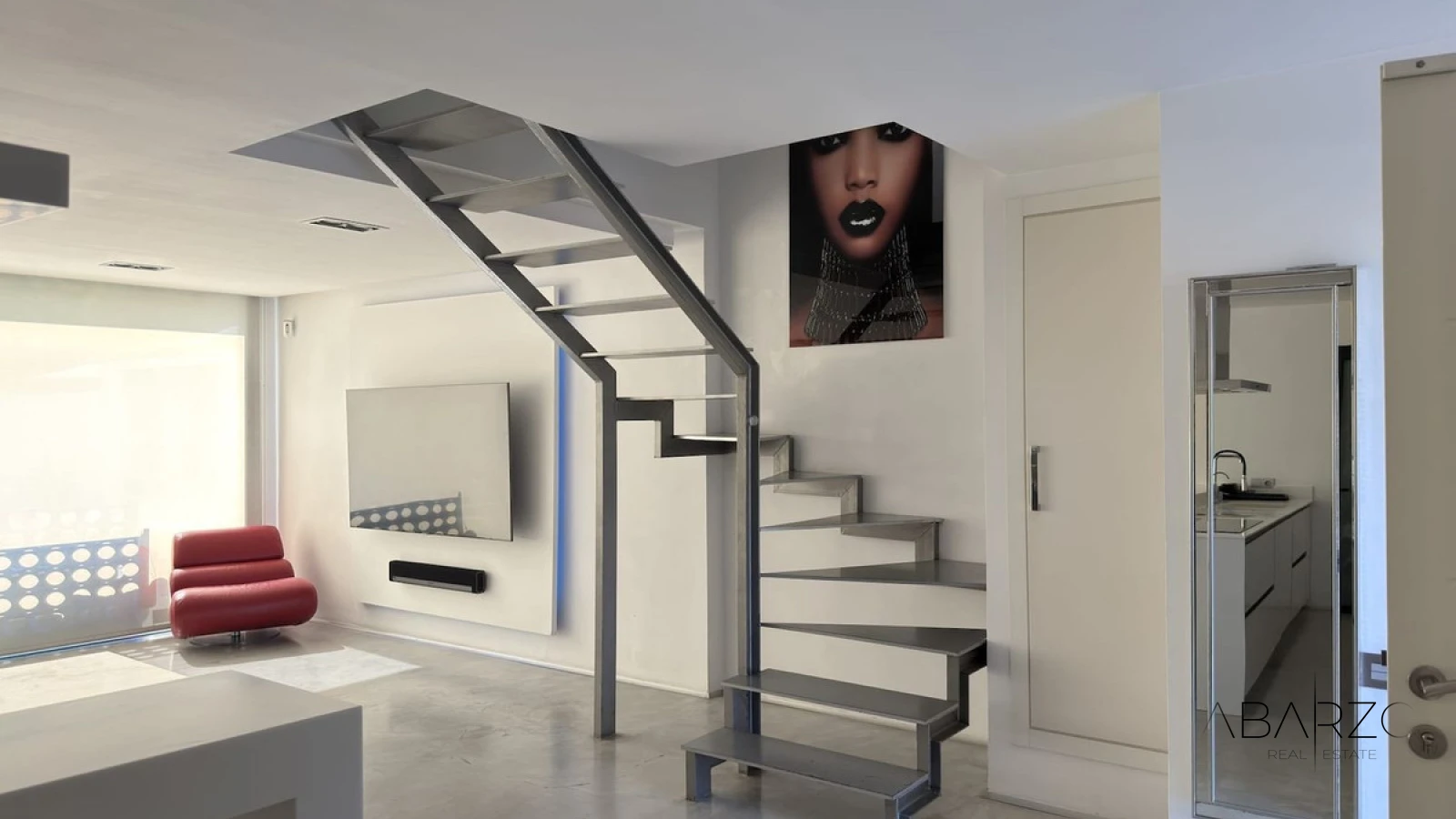Renovated Semi-Detached House with Private Heated Pool next to Puerto Banús, Nueva Andalucía — interior, Nueva Andalucía, Marbella (15 of 40)