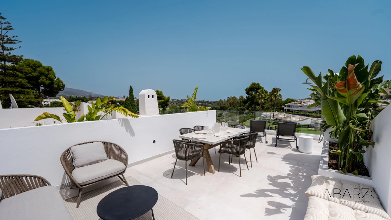 Penthouse duplex in Nueva Andalucia with golf views and rooftop solarium — interior, Nueva Andalucía, Marbella (5 of 38)