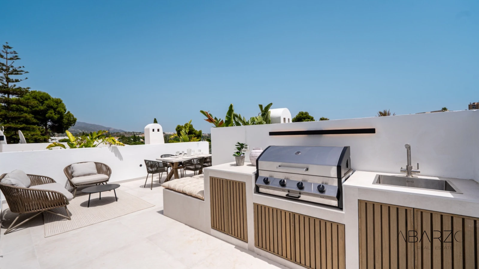 Penthouse duplex in Nueva Andalucia with golf views and rooftop solarium — interior, Nueva Andalucía, Marbella (7 of 38)