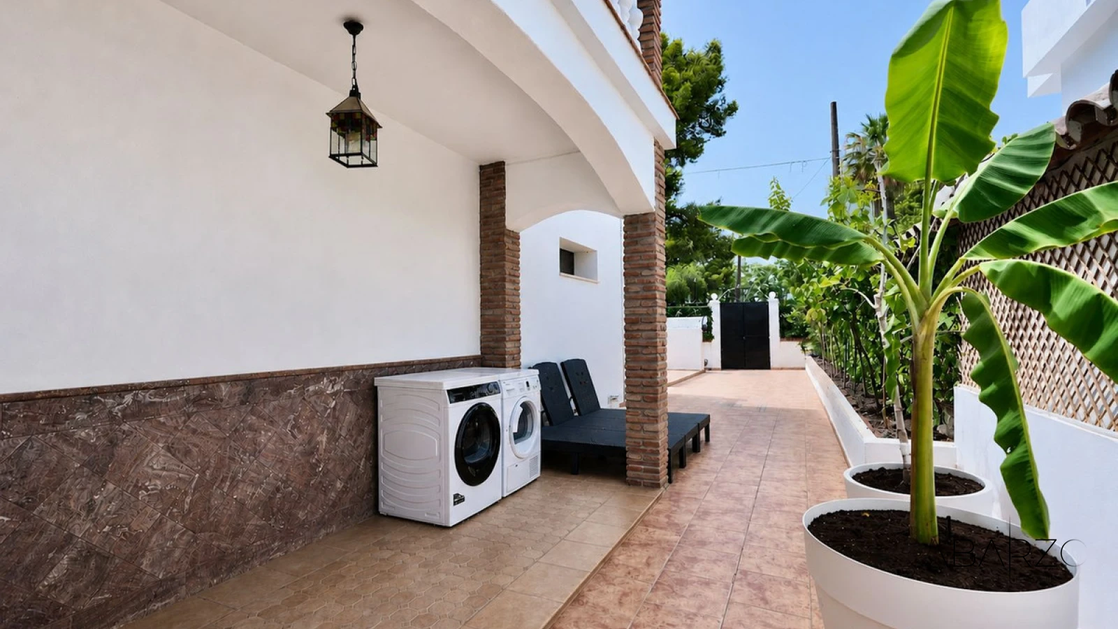 Exceptional Semi-Detached House in Nueva Andalucía with Private Jacuzzi Terrace — interior, Nueva Andalucía, Marbella (4 of 47)