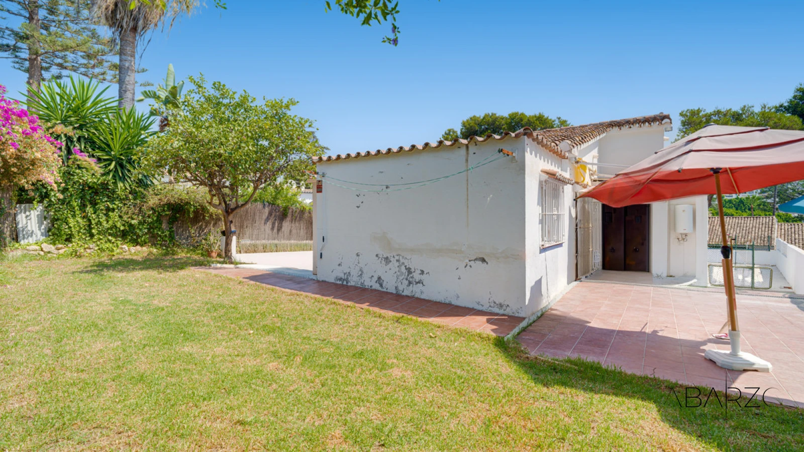 Reform Opportunity: Detached Villa Plot in Prime Nueva Andalucía Near Beach and Puerto Banús — interior, Nueva Andalucía, Marbella (16 of 16)