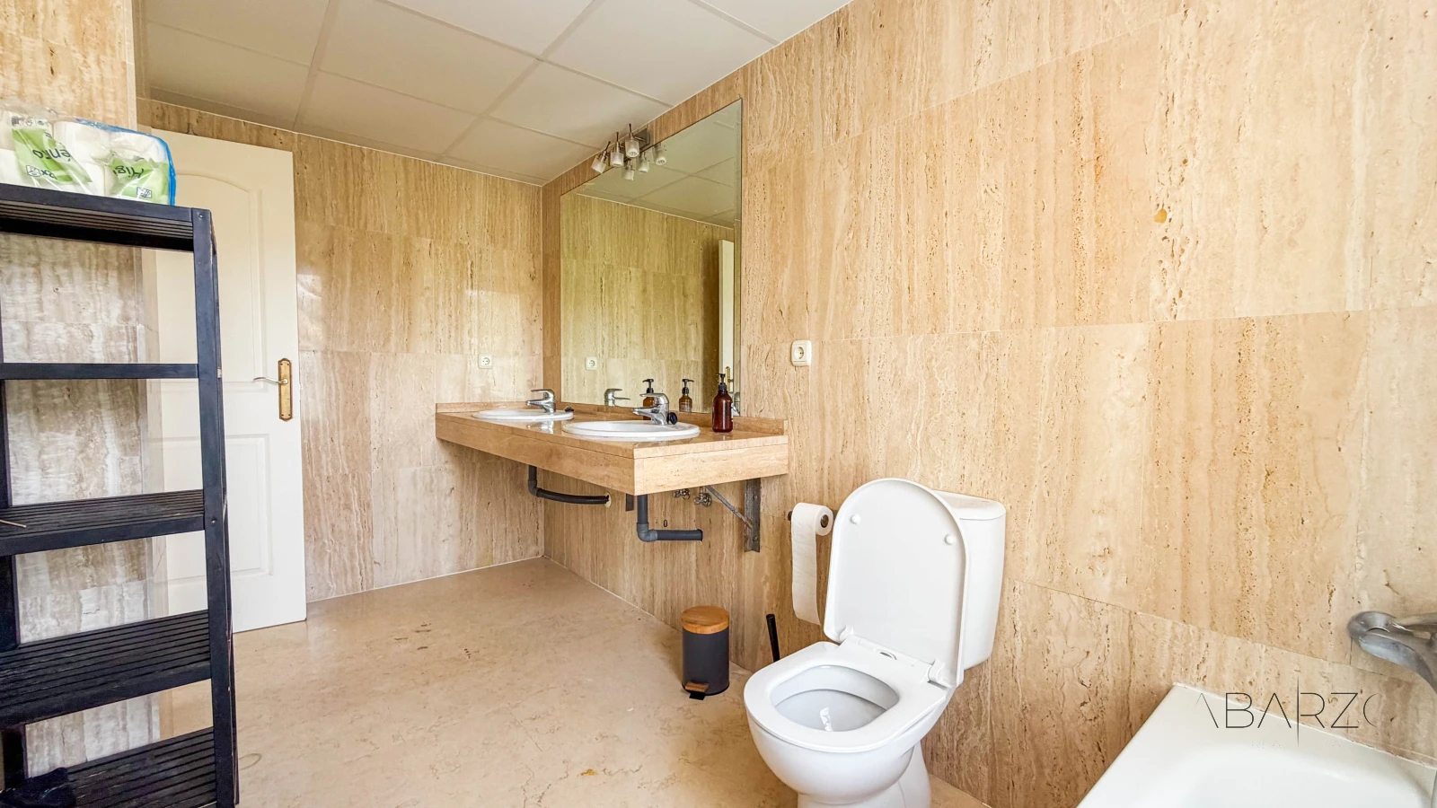 Corner Apartment in Santa María Green Hills, Marbella East with Terrace and Parking — interior, Marbella East, Marbella (21 of 29)