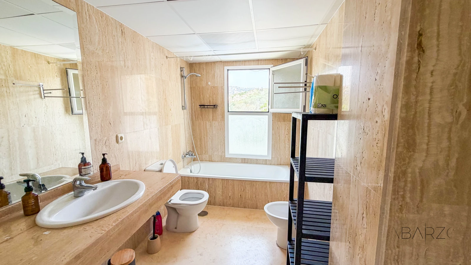 Corner Apartment in Santa María Green Hills, Marbella East with Terrace and Parking — interior, Marbella East, Marbella (20 of 29)