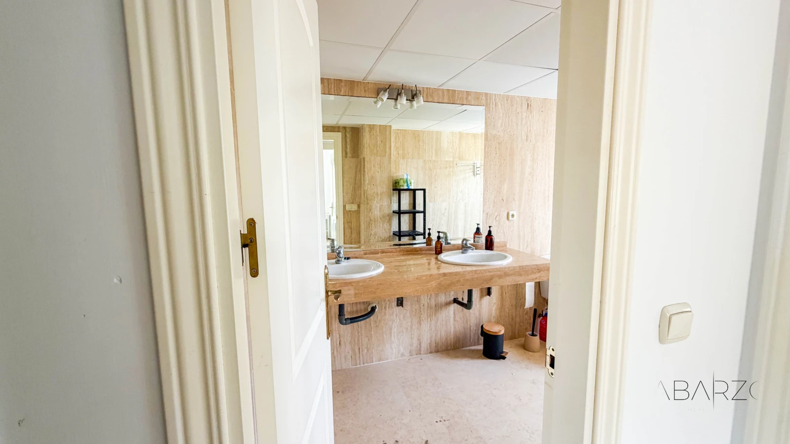 Corner Apartment in Santa María Green Hills, Marbella East with Terrace and Parking — interior, Marbella East, Marbella (22 of 29)