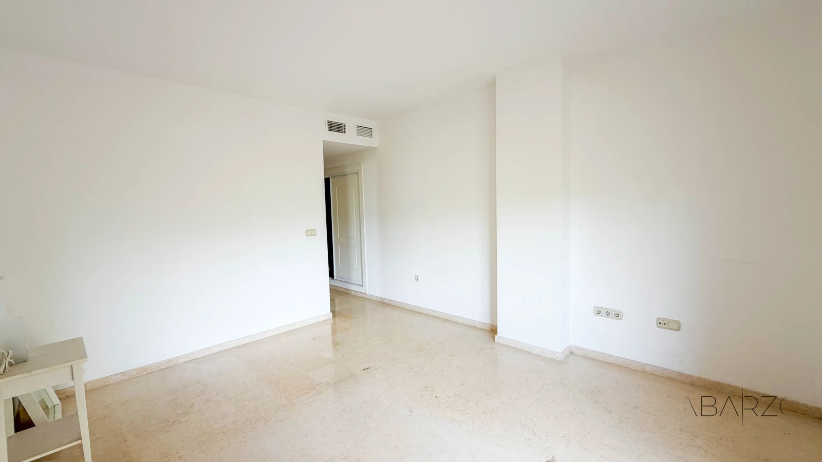 Corner Apartment in Santa María Green Hills, Marbella East with Terrace and Parking — interior, Marbella East, Marbella (12 of 29)