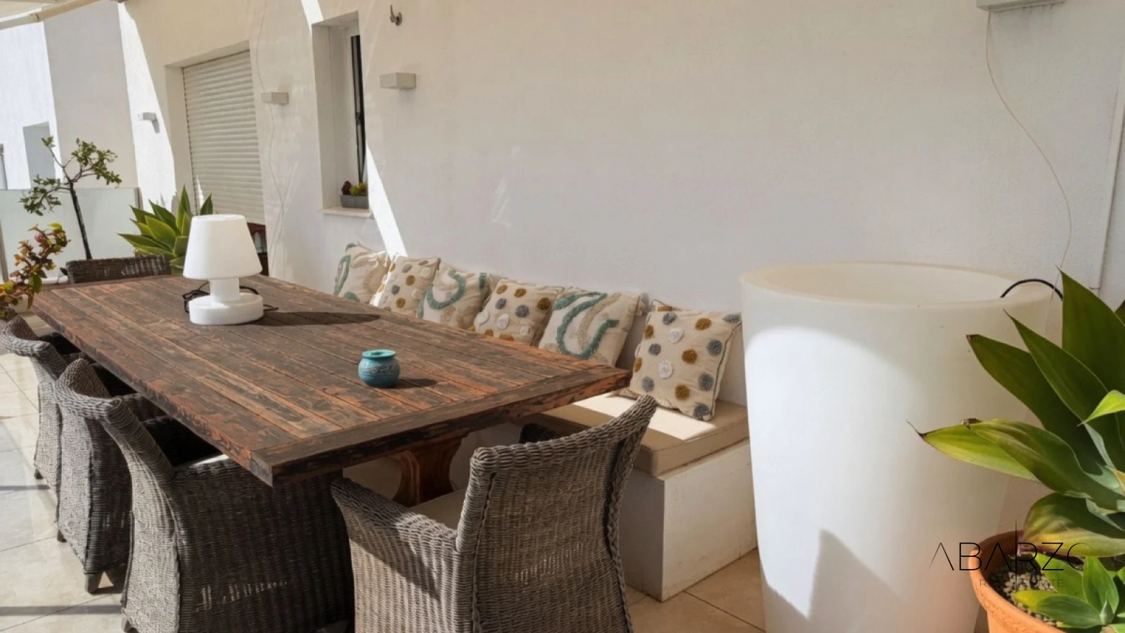 Elegant Penthouse with Mediterranean Views in East Marbella, Rooftop Terrace — interior, Marbella East, Marbella (3 of 28)