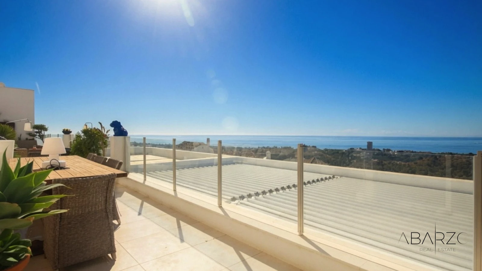 Elegant Penthouse with Mediterranean Views in East Marbella, Rooftop Terrace — interior, Marbella East, Marbella (20 of 28)