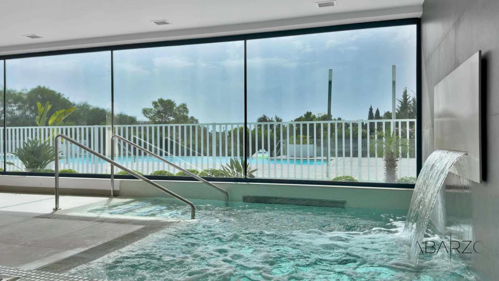 Exceptional 2-Bedroom Apartment in La Quinta, Benahavís with Private Terraces and Luxury Amenities — interior, La Quinta, Benahavís (29 of 33)