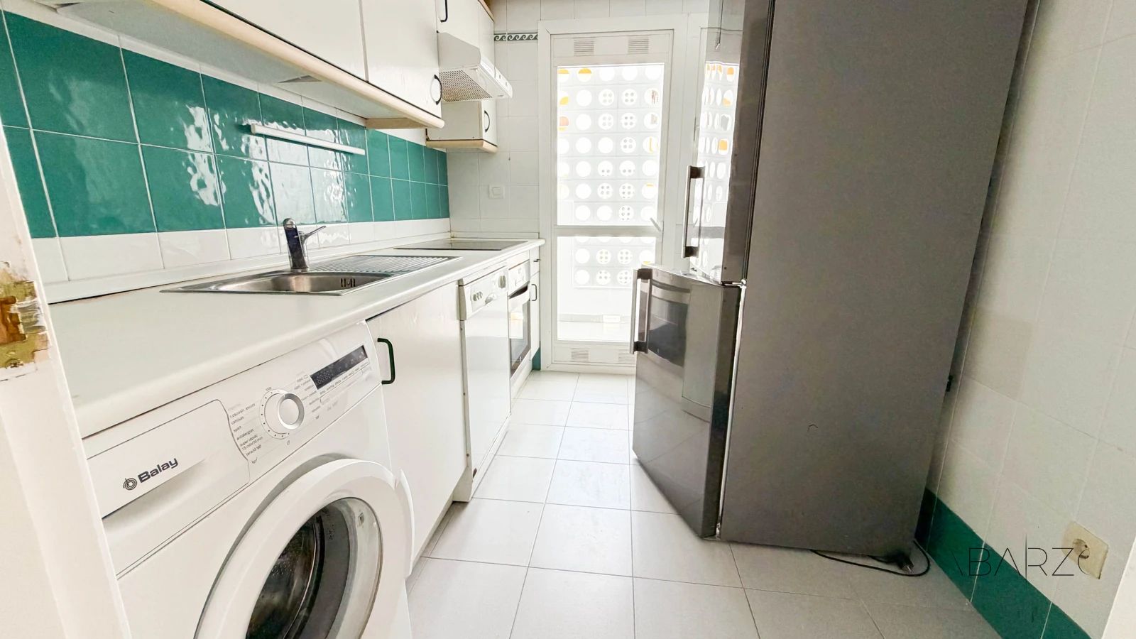 Magnificent apartment in Marbella, 5 minutes from the beach with pool and terrace — interior, Marbella Centro, Marbella (23 of 25)