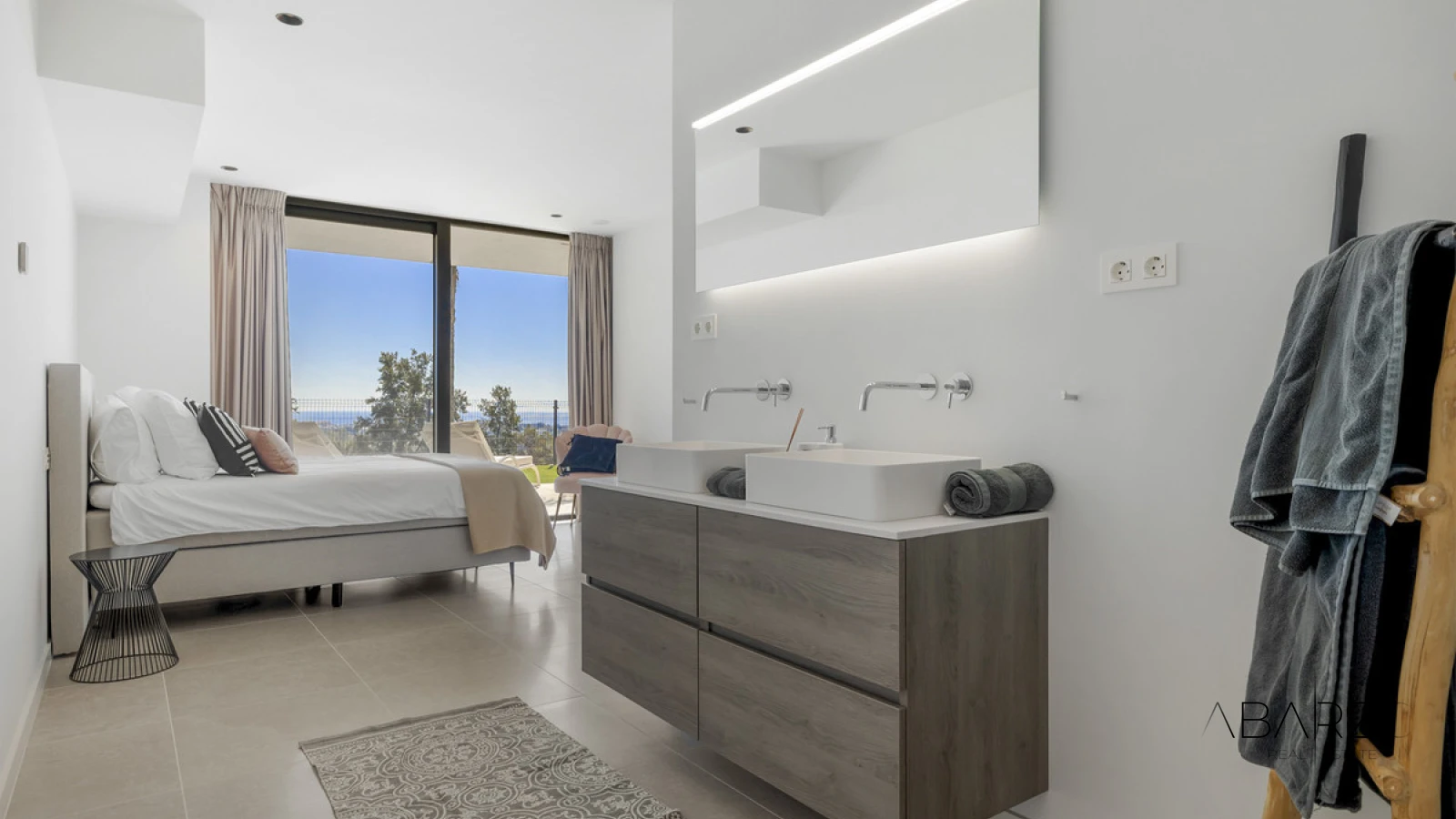 Newly Built Contemporary Villa in La Alquería, Benahavís with Panoramic Sea and Golf Views — interior, La Alquería, Benahavís (18 of 43)