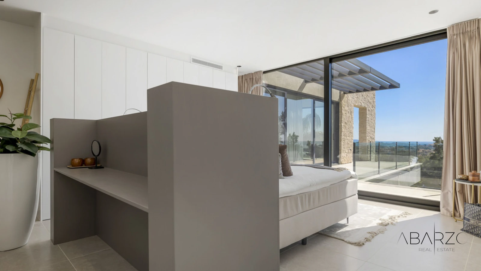 Newly Built Contemporary Villa in La Alquería, Benahavís with Panoramic Sea and Golf Views — interior, La Alquería, Benahavís (25 of 43)