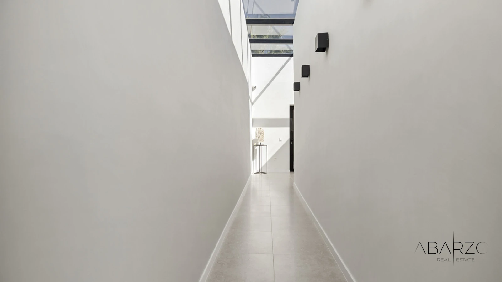Newly Built Contemporary Villa in La Alquería, Benahavís with Panoramic Sea and Golf Views — interior, La Alquería, Benahavís (28 of 43)