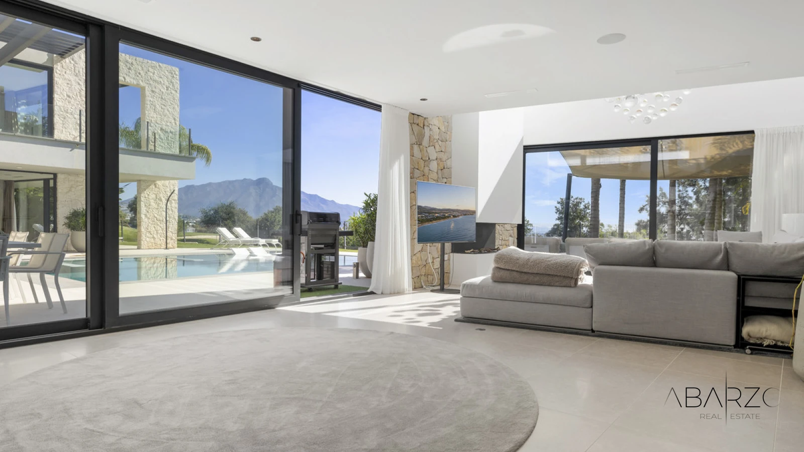 Newly Built Contemporary Villa in La Alquería, Benahavís with Panoramic Sea and Golf Views — interior, La Alquería, Benahavís (5 of 43)