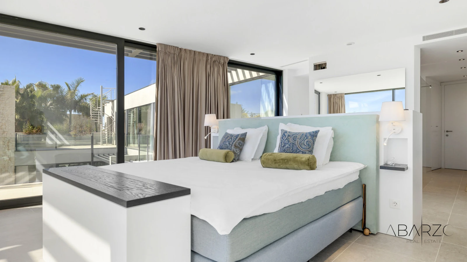 Newly Built Contemporary Villa in La Alquería, Benahavís with Panoramic Sea and Golf Views — interior, La Alquería, Benahavís (34 of 43)