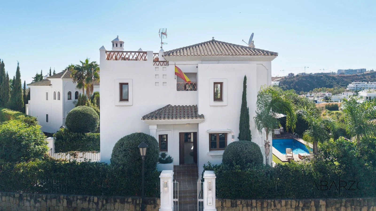 Renovated 4-Bedroom Villa with Sea Views and Private Pool in Estepona East — interior, New Golden Mile, Estepona (34 of 38)