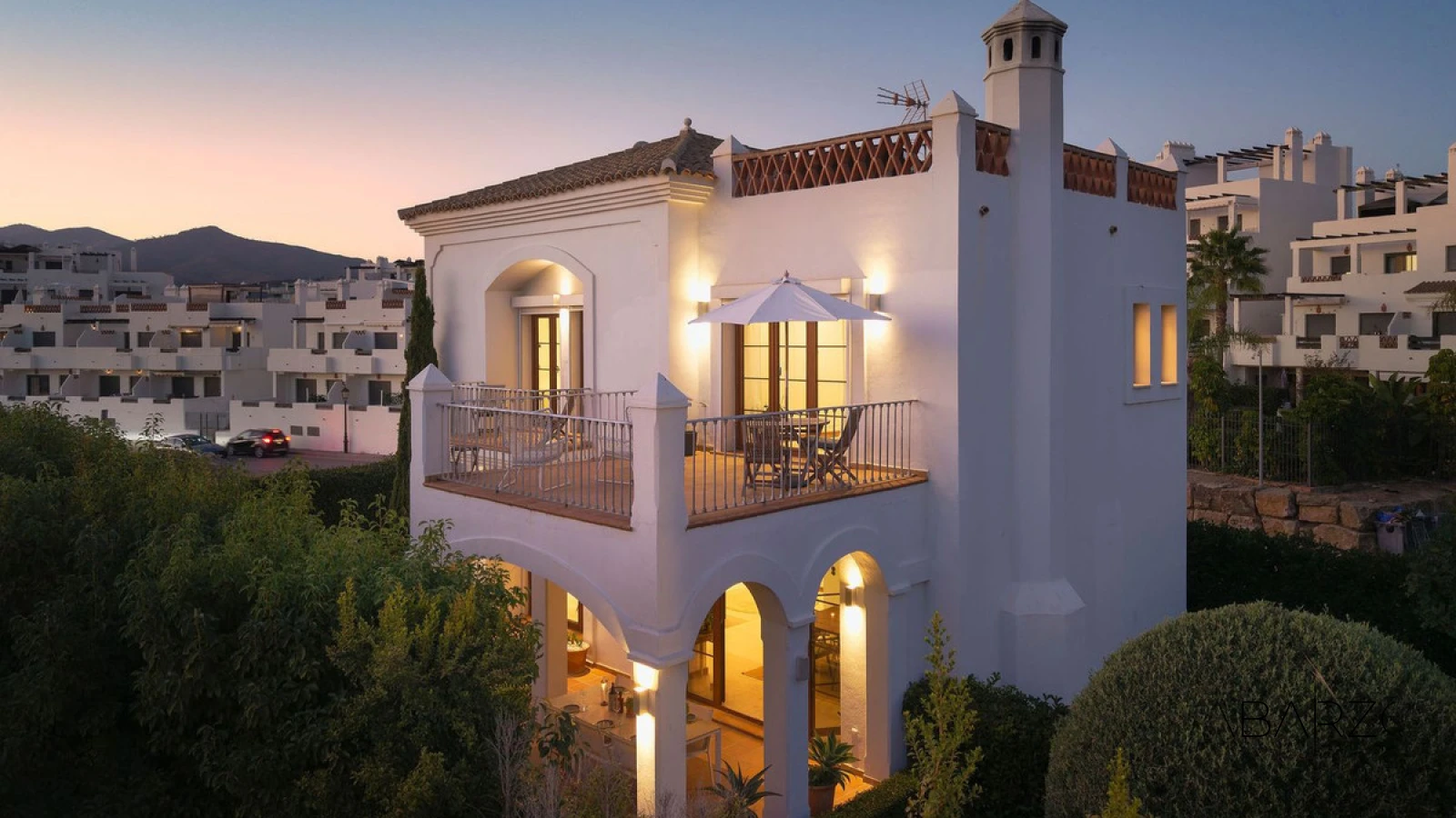 Renovated 4-Bedroom Villa with Sea Views and Private Pool in Estepona East — interior, New Golden Mile, Estepona (35 of 38)