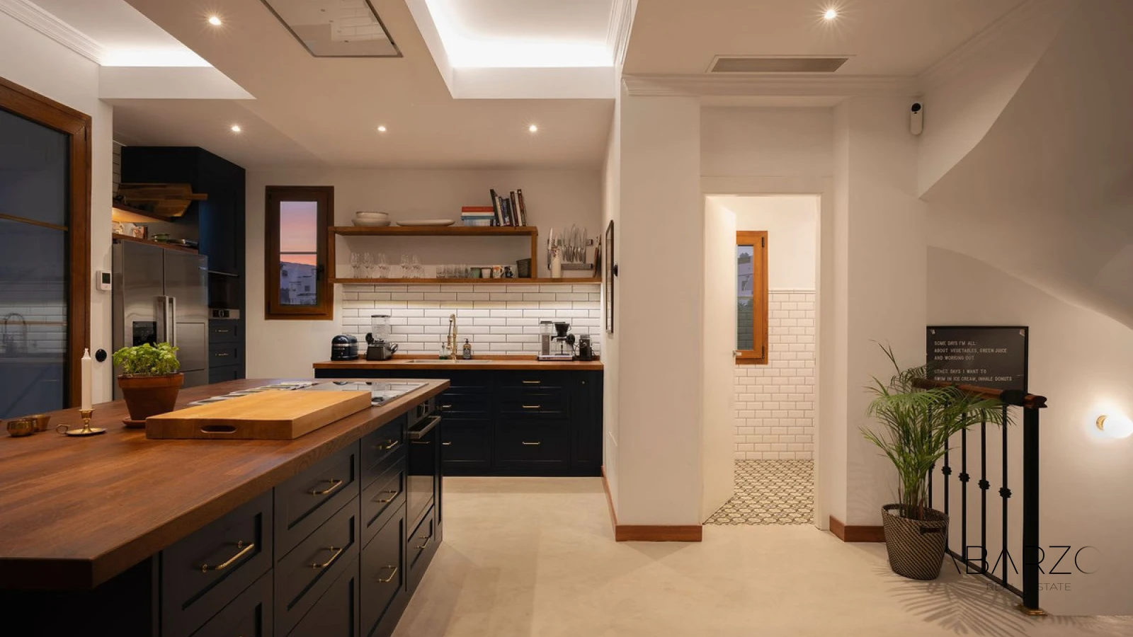 Renovated 4-Bedroom Villa with Sea Views and Private Pool in Estepona East — interior, New Golden Mile, Estepona (26 of 38)