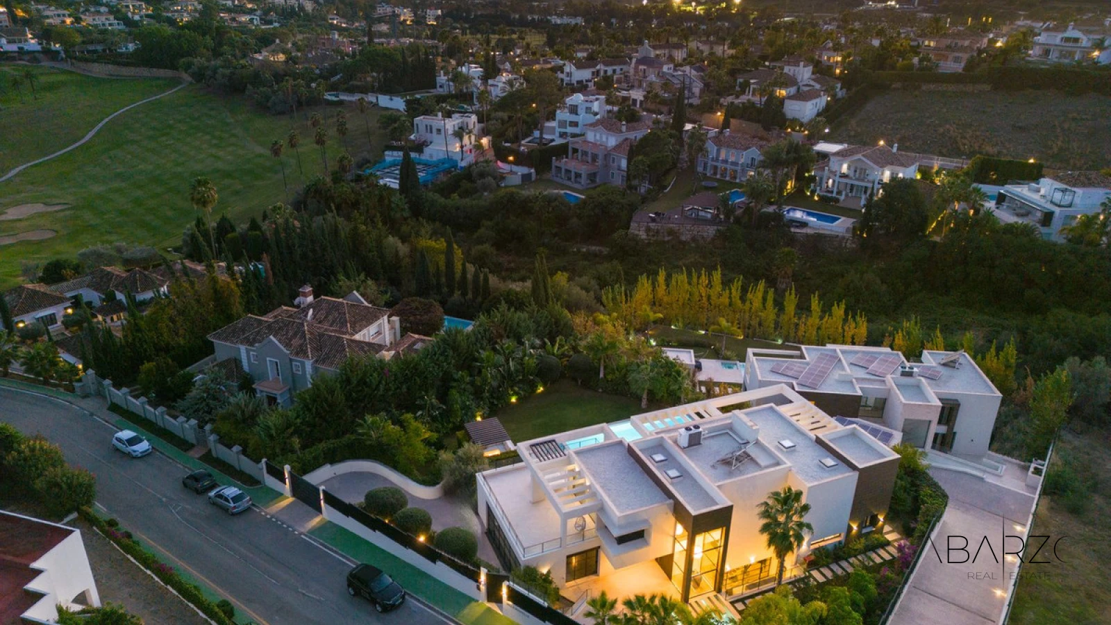 Contemporary Luxury Villa in La Cerquilla with Pool and Outdoor Cinema — interior, Nueva Andalucía, Marbella (23 of 24)