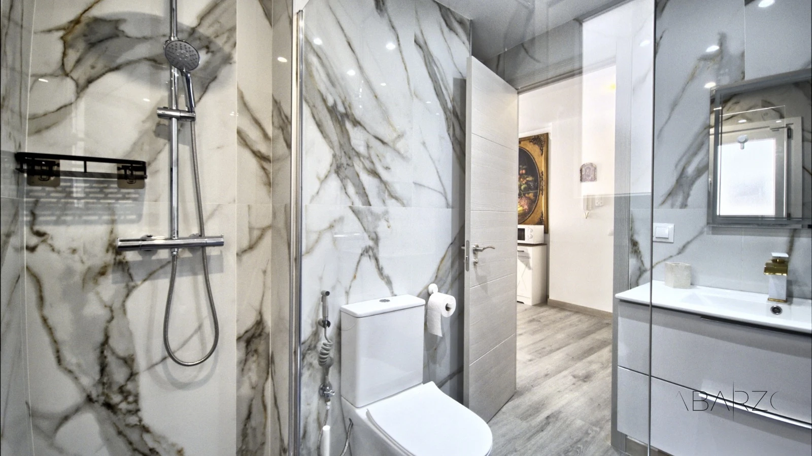 Beautiful renovated apartment in Marbella with garden and pool views — interior, Marbella Centro, Marbella (19 of 25)