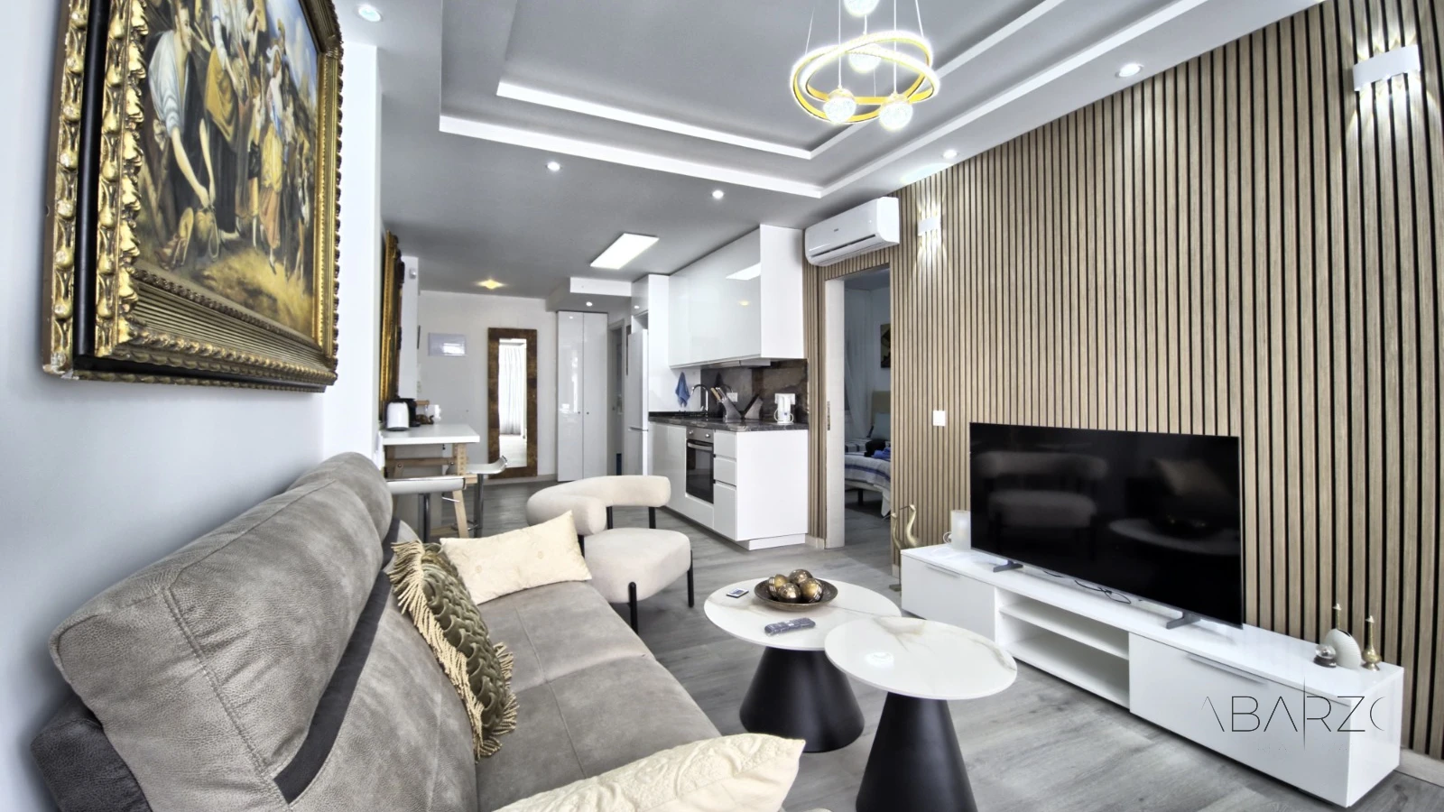 Beautiful renovated apartment in Marbella with garden and pool views — interior, Marbella Centro, Marbella (9 of 25)