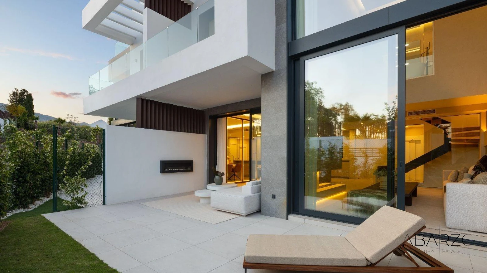 New Build Townhouses in Río Real Marbella with Private Pools and Sea Views — interior, Marbella East, Marbella (2 of 47)