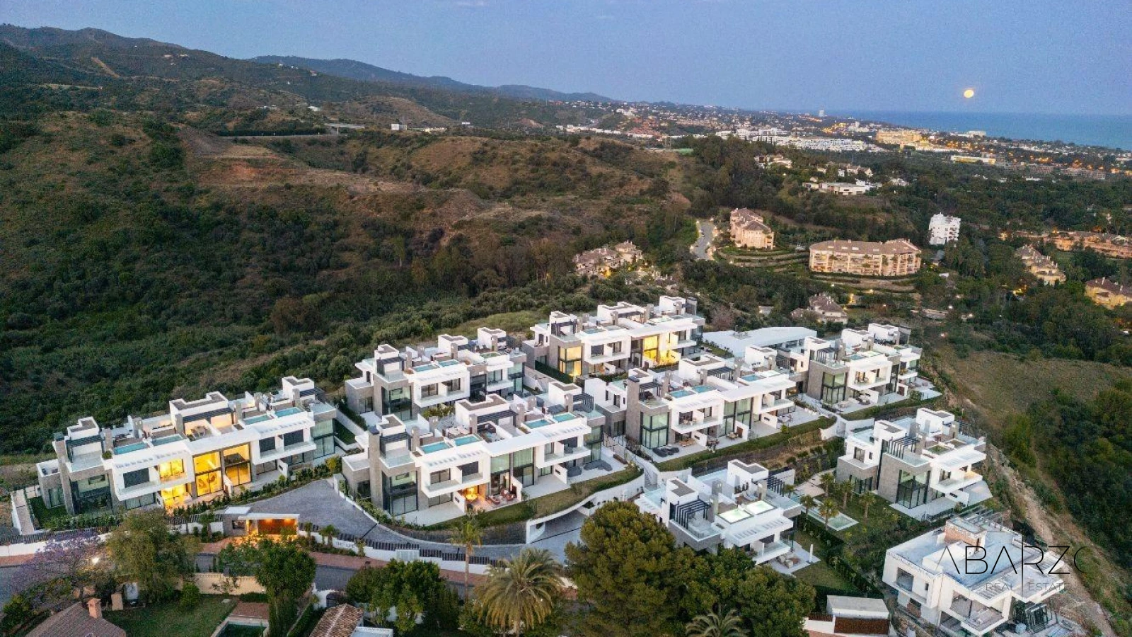 New Build Townhouses in Río Real Marbella with Private Pools and Sea Views — interior, Marbella East, Marbella (19 of 47)