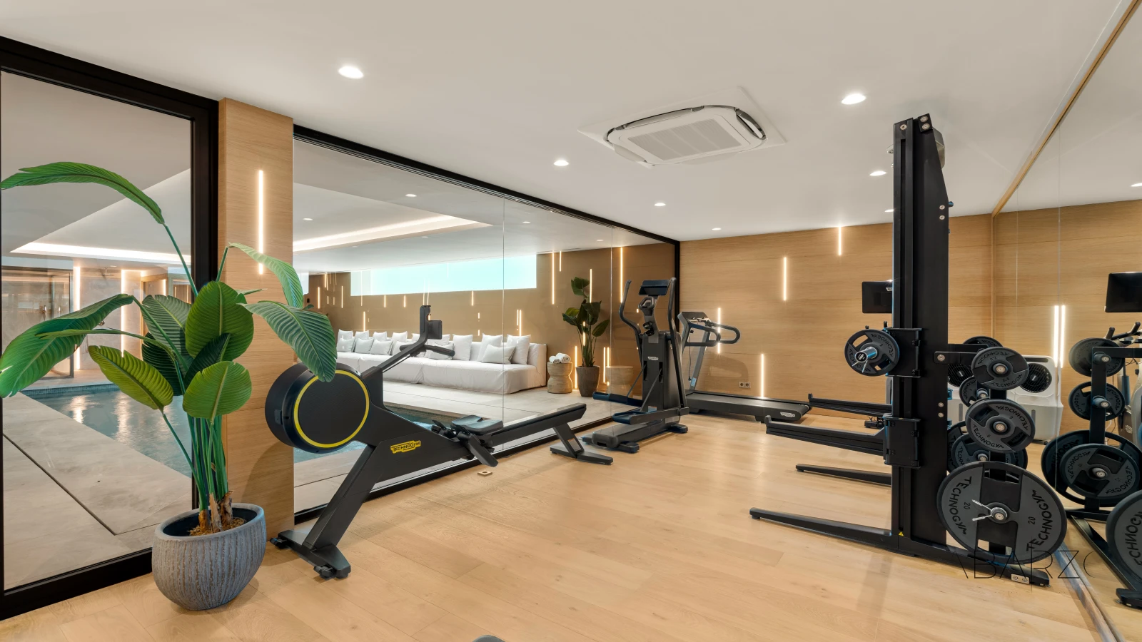 A refined luxury villa in Sierra Blanca with wellness amenities and privacy — interior, Golden Mile, Marbella (4 of 15)