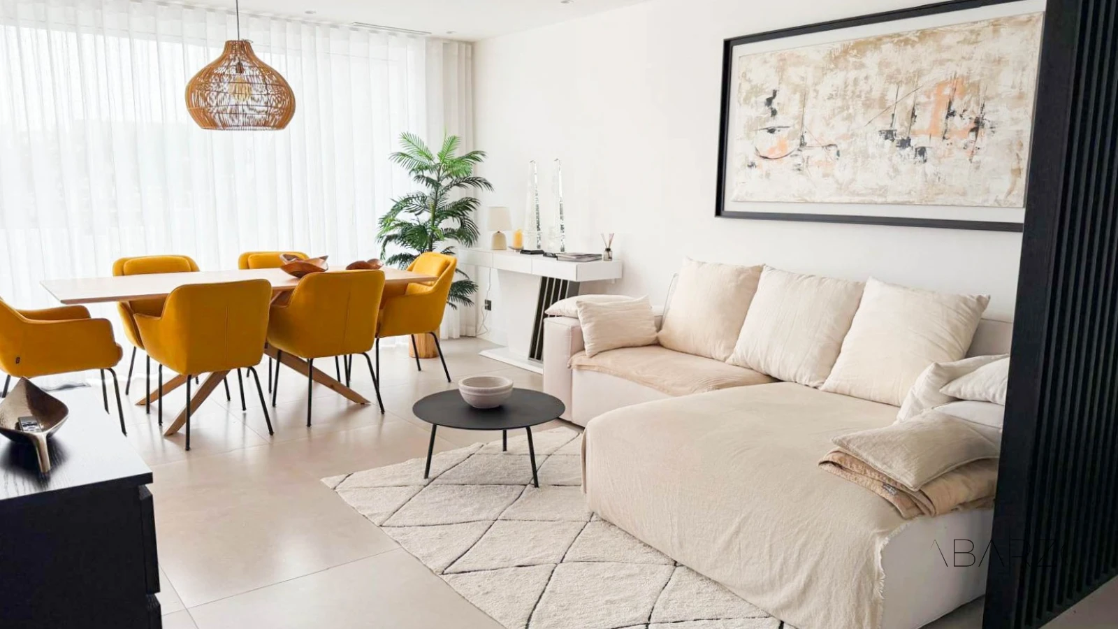 Corner penthouse in Marbella with large terrace and sea and mountain views — interior, La Quinta, Benahavís (2 of 38)