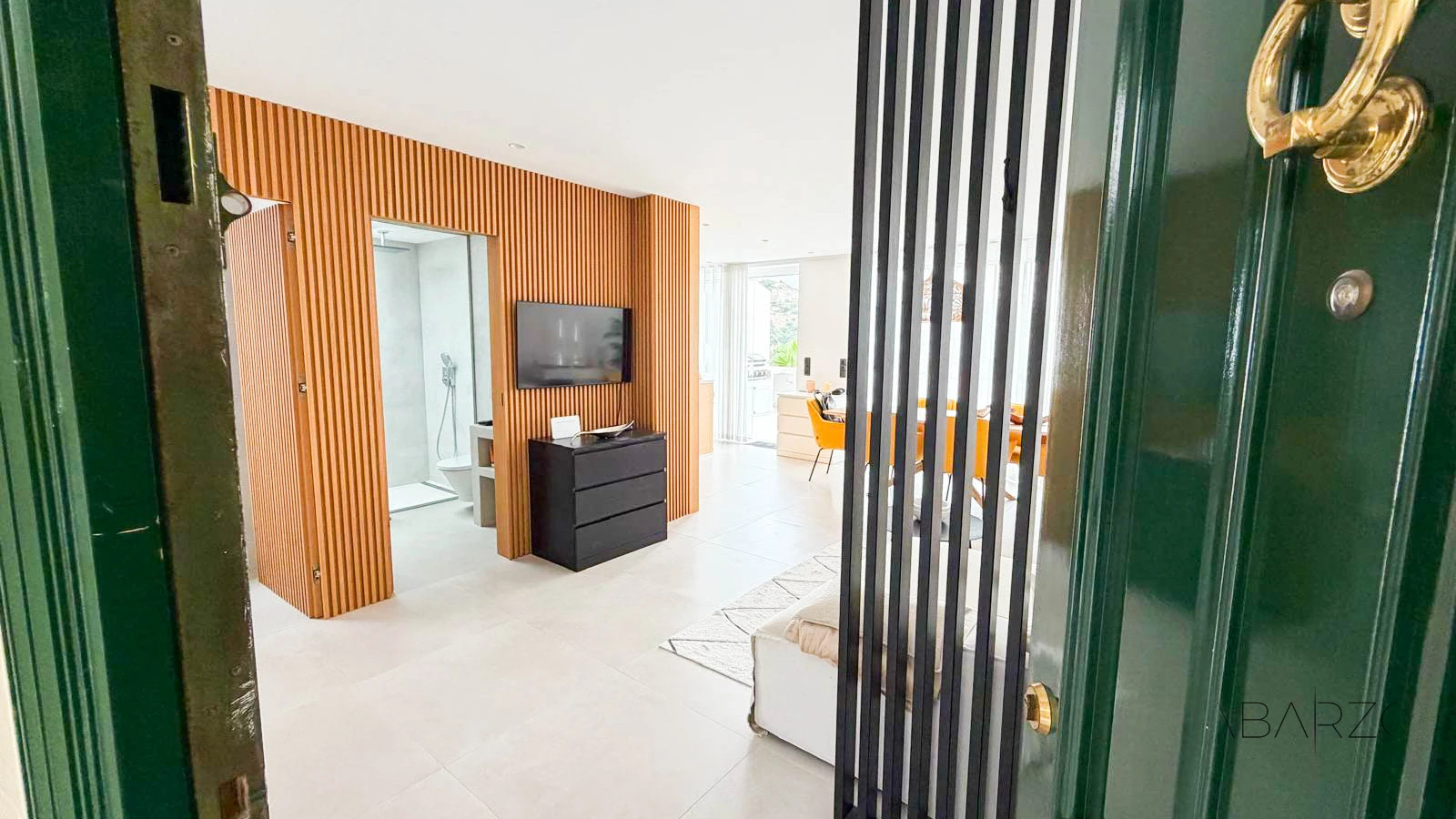 Corner penthouse in Marbella with large terrace and sea and mountain views — interior, La Quinta, Benahavís (5 of 38)