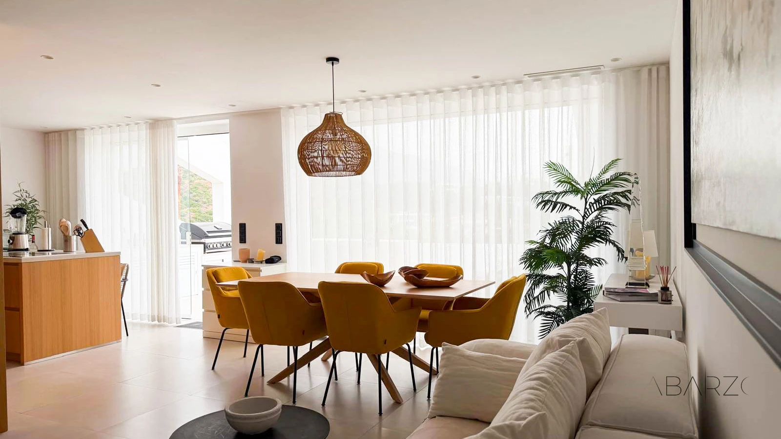 Corner penthouse in Marbella with large terrace and sea and mountain views — interior, La Quinta, Benahavís (4 of 38)