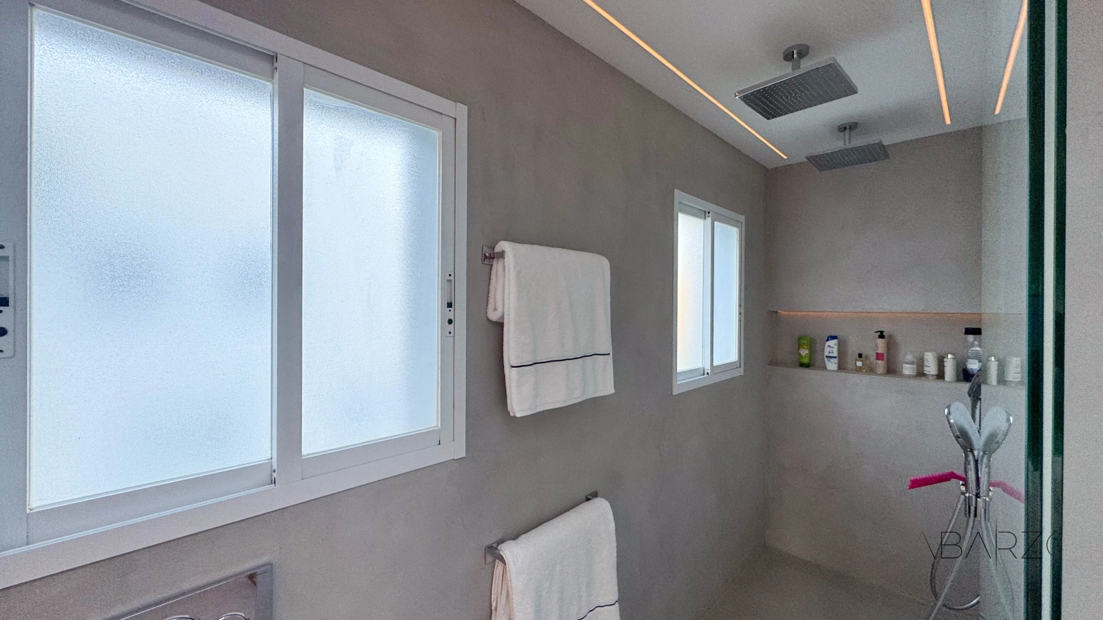 Corner penthouse in Marbella with large terrace and sea and mountain views — interior, La Quinta, Benahavís (17 of 40)