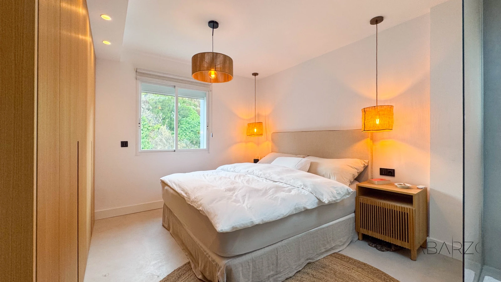 Corner penthouse in Marbella with large terrace and sea and mountain views — interior, La Quinta, Benahavís (2 of 40)
