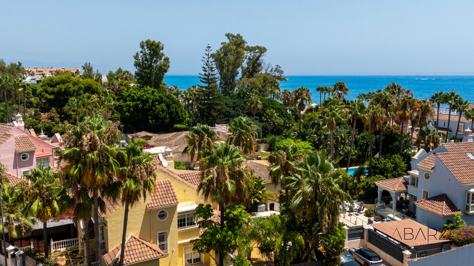 Beachside villa with private pool in exclusive Cortijo Blanco, Marbella — interior, Cortijo Blanco, San Pedro de Alcántara (5 of 41)