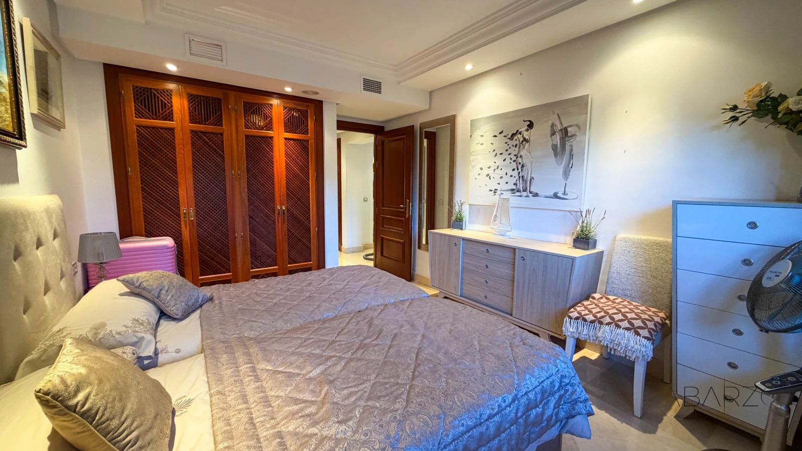 Beautiful beachfront corner apartment with sea views and private garden — interior, New Golden Mile, Estepona (15 of 29)