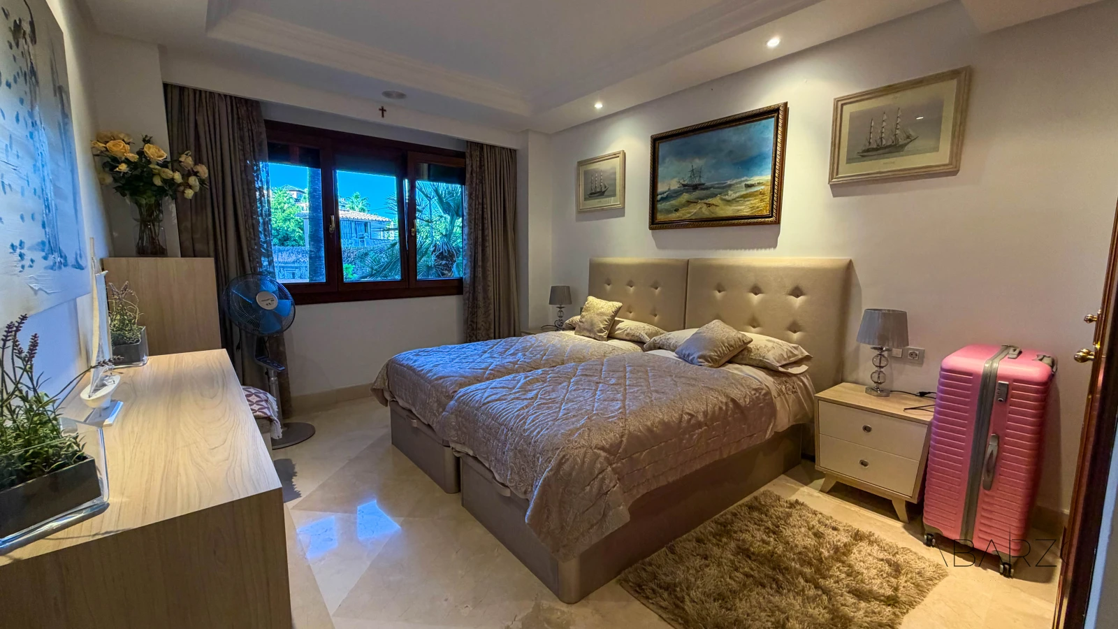 Beautiful beachfront corner apartment with sea views and private garden — interior, New Golden Mile, Estepona (16 of 29)