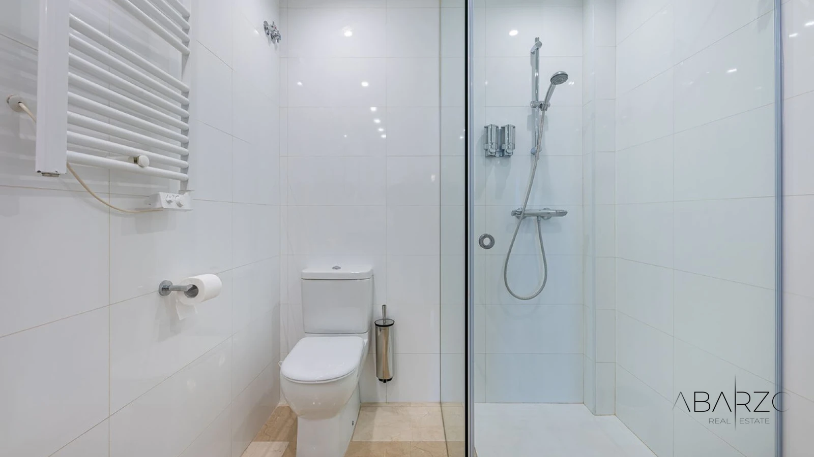 Refurbished Apartment with Sea and Mountain Views and Tourist Licence in Nueva Andalucía, Marbella — interior, Nueva Andalucía, Marbella (23 of 29)