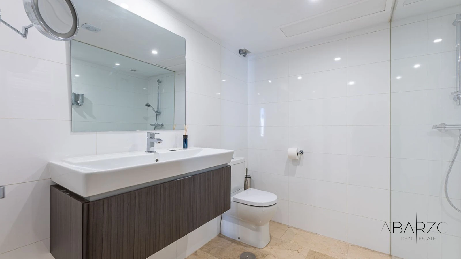 Refurbished Apartment with Sea and Mountain Views and Tourist Licence in Nueva Andalucía, Marbella — interior, Nueva Andalucía, Marbella (26 of 29)